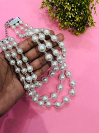 Thumbnail for Triple Pearl Necklace Set