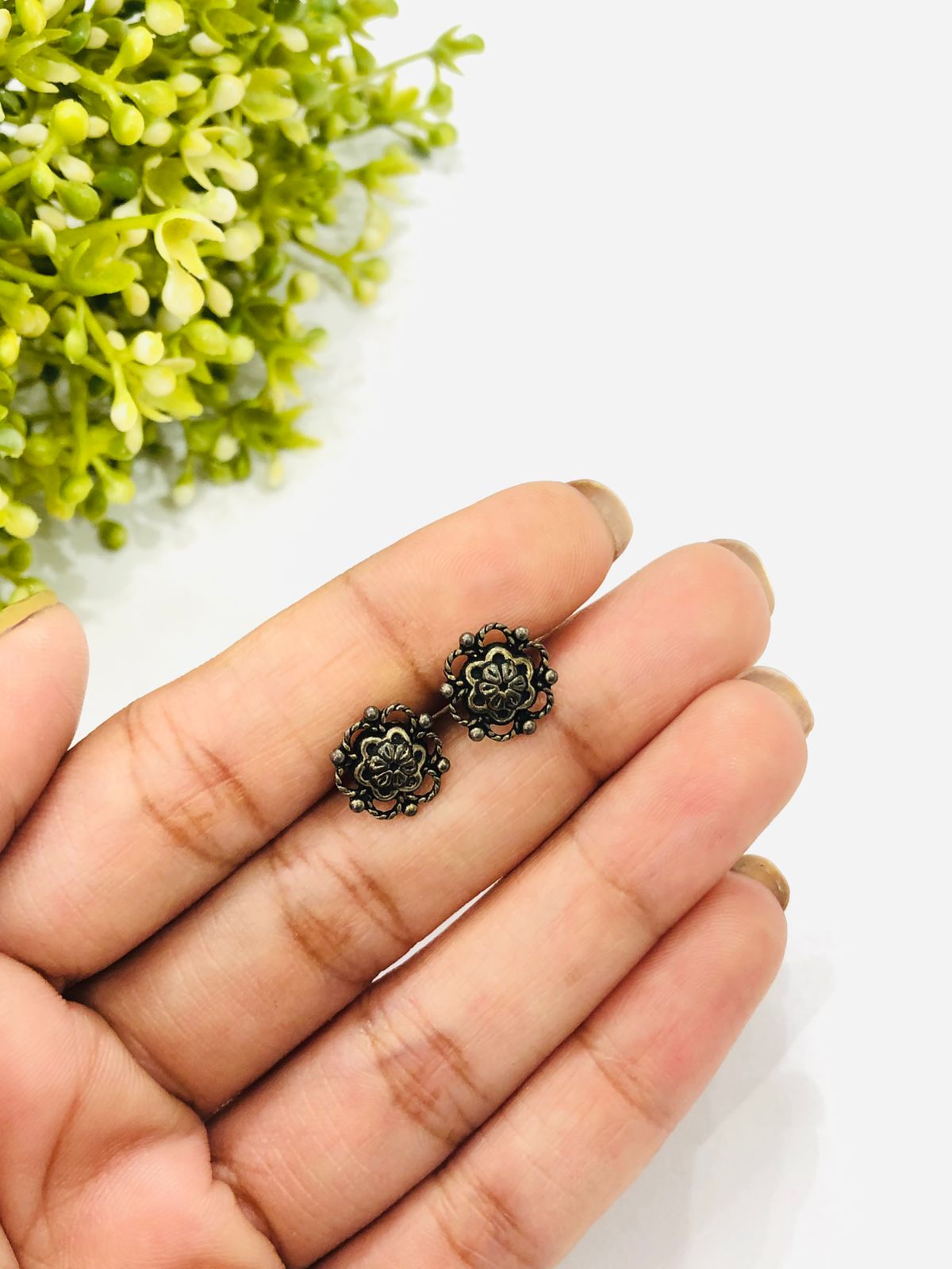 925 Silver Flower Oxidised Earrings