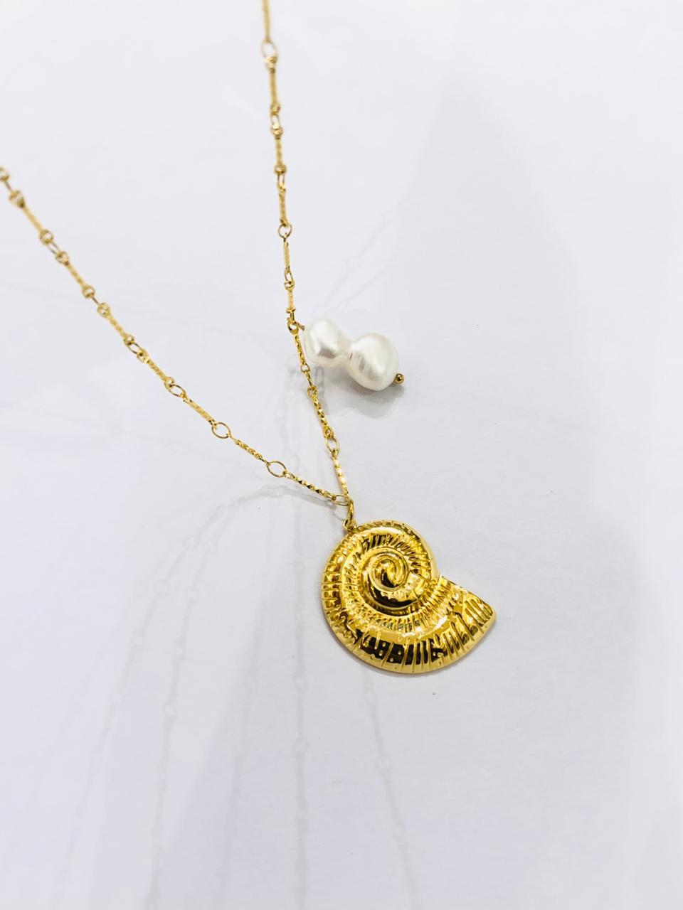Shell Pearl Pendant Chain
