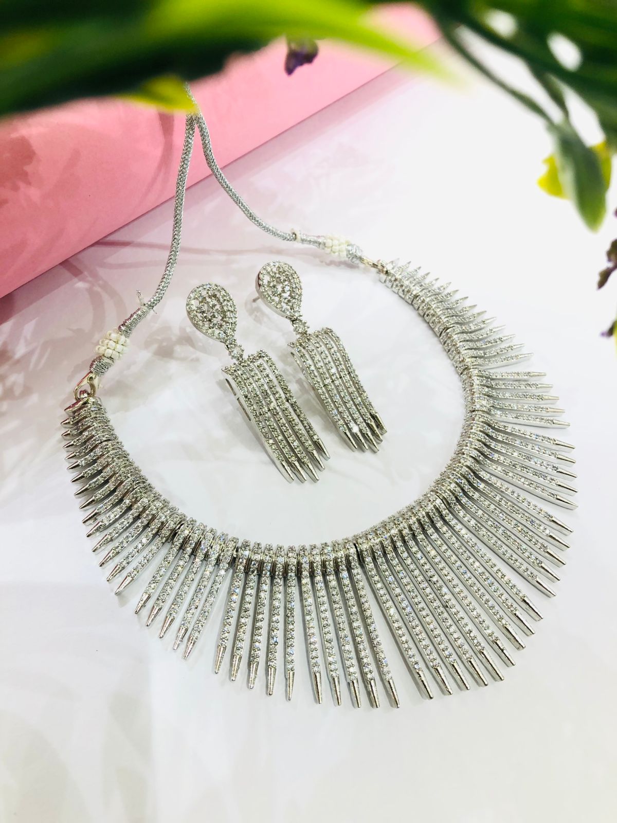 Line Diamond Necklace Set