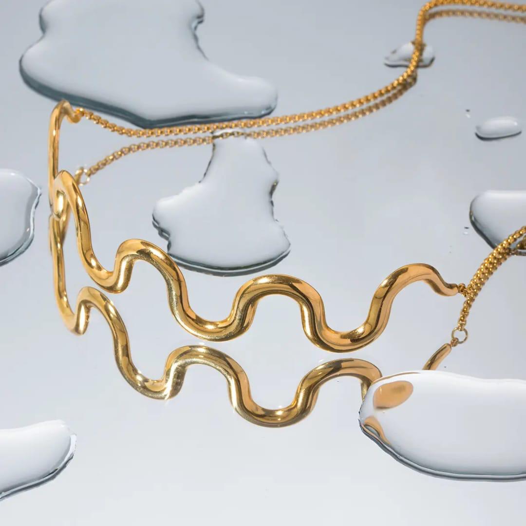 Golden Suncrest Necklace