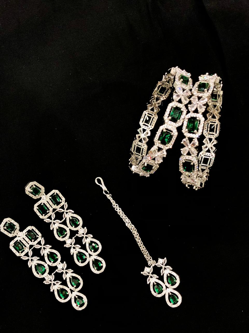 Green Square Drop Necklace Set