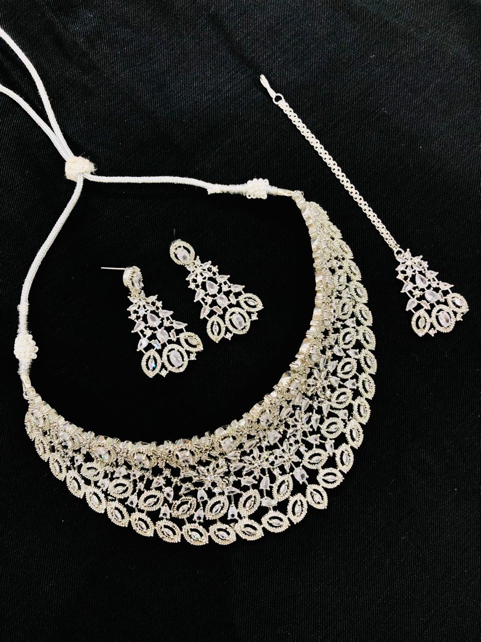 Diamond Choker Necklace Set