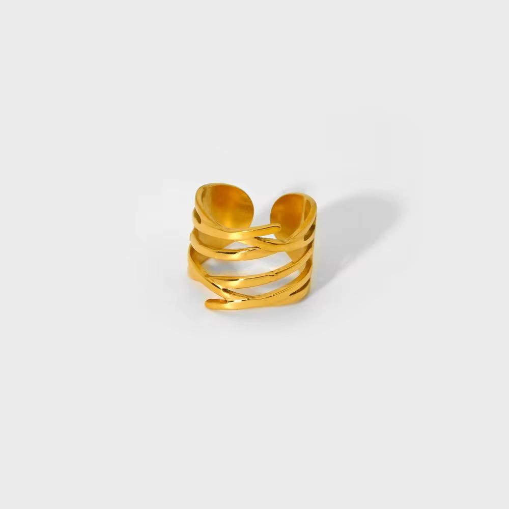Golden Line Crown Ring