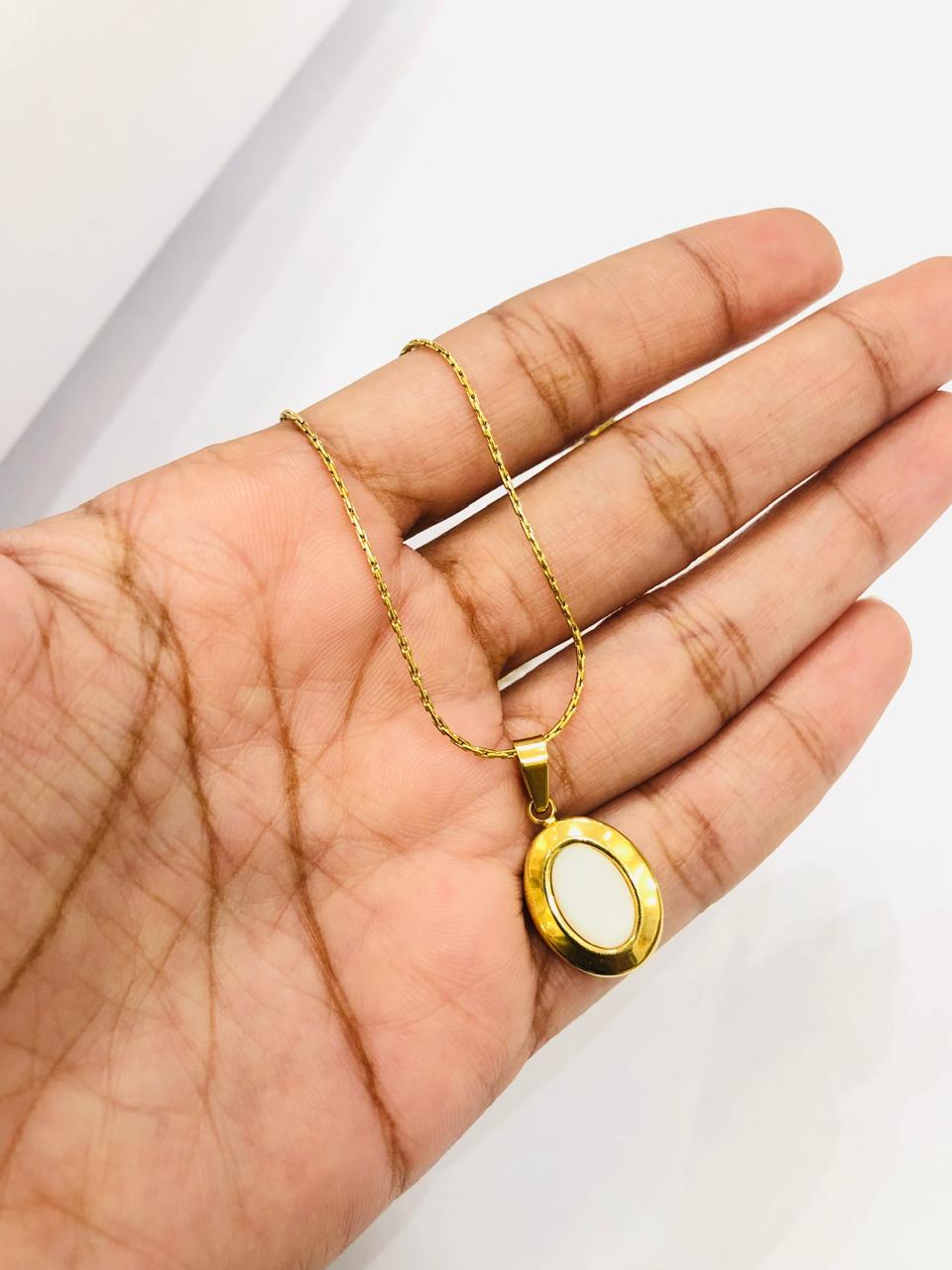 Oval Pearl Chain