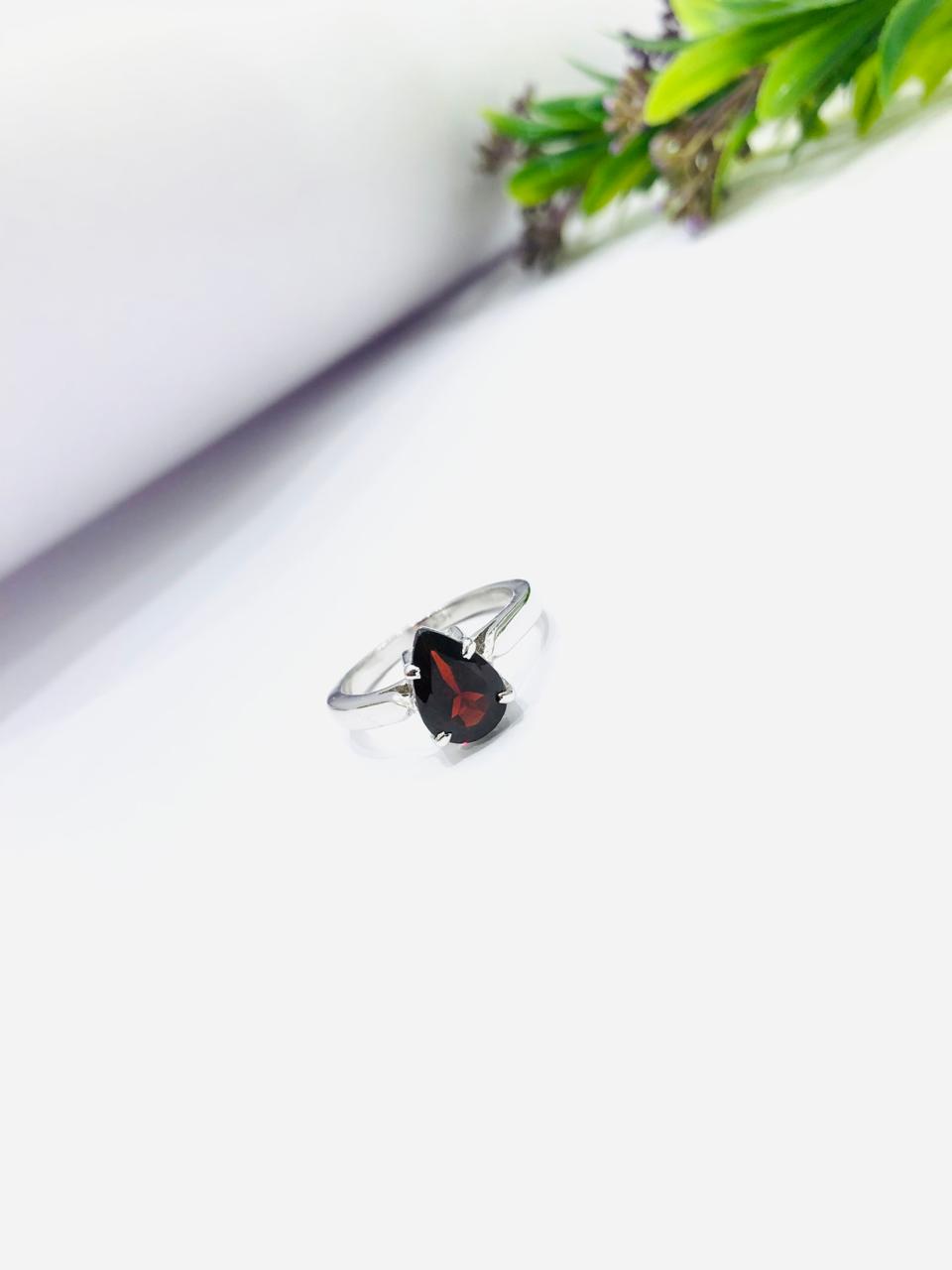 925 Silver Garnet Glow Ring