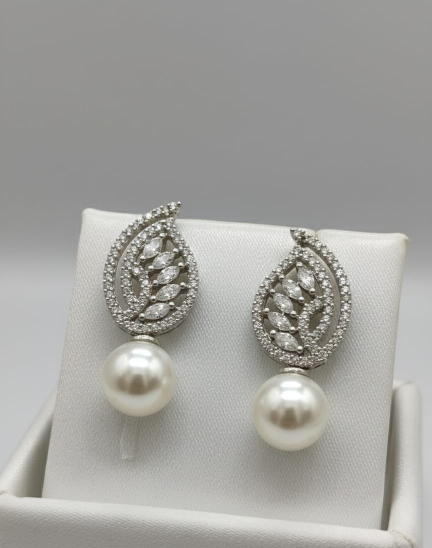 Teardrop Pearl Earrings