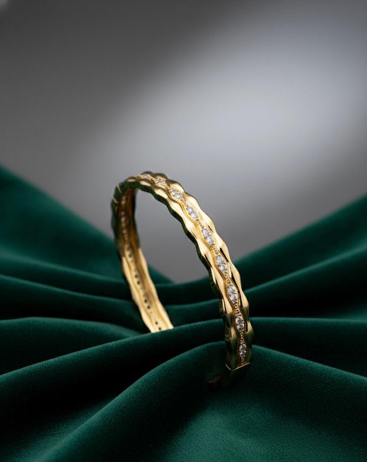 Shine Whisper Bracelet