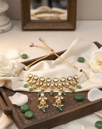 Thumbnail for Kundan Mint Choker Set