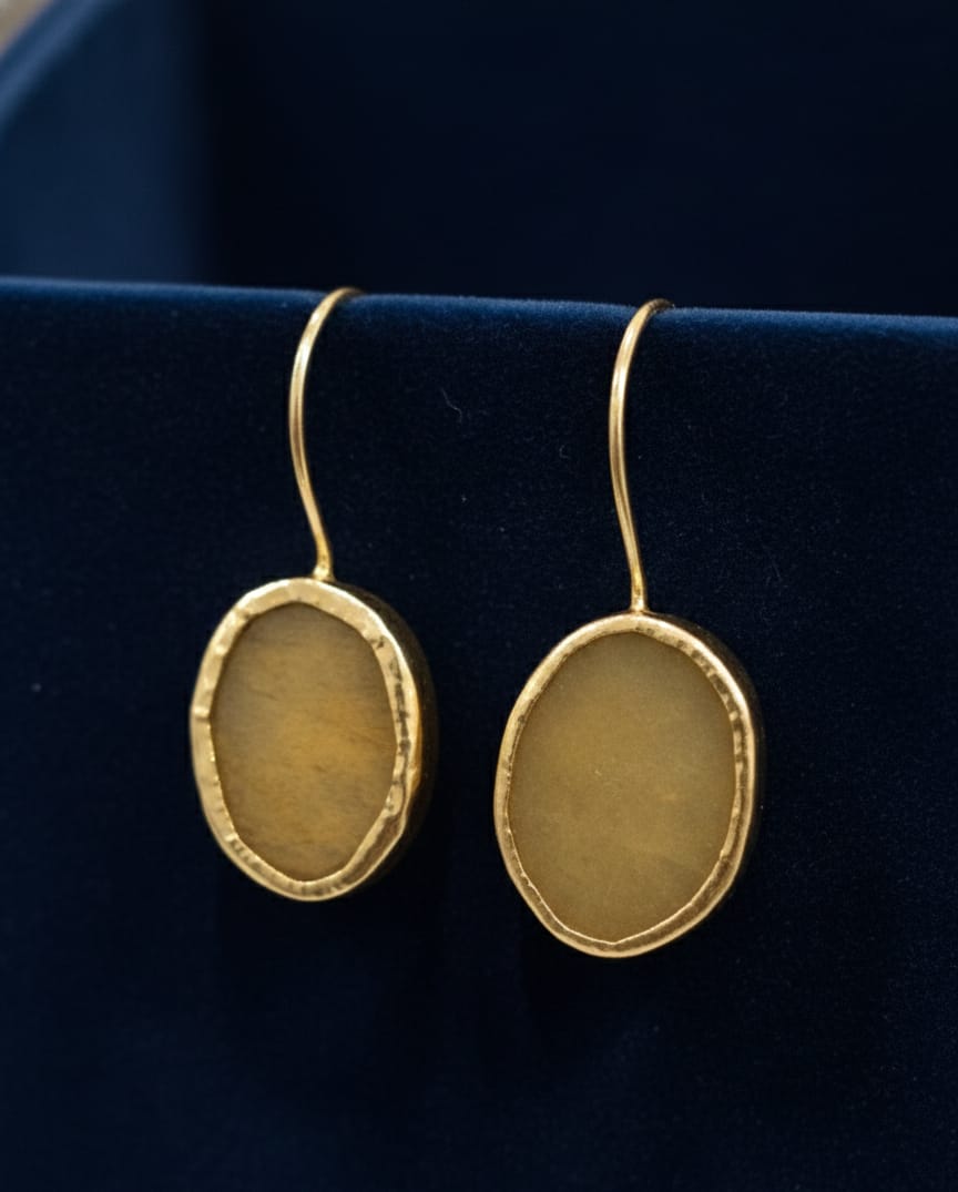 Sunlit Aura Oval Earrings