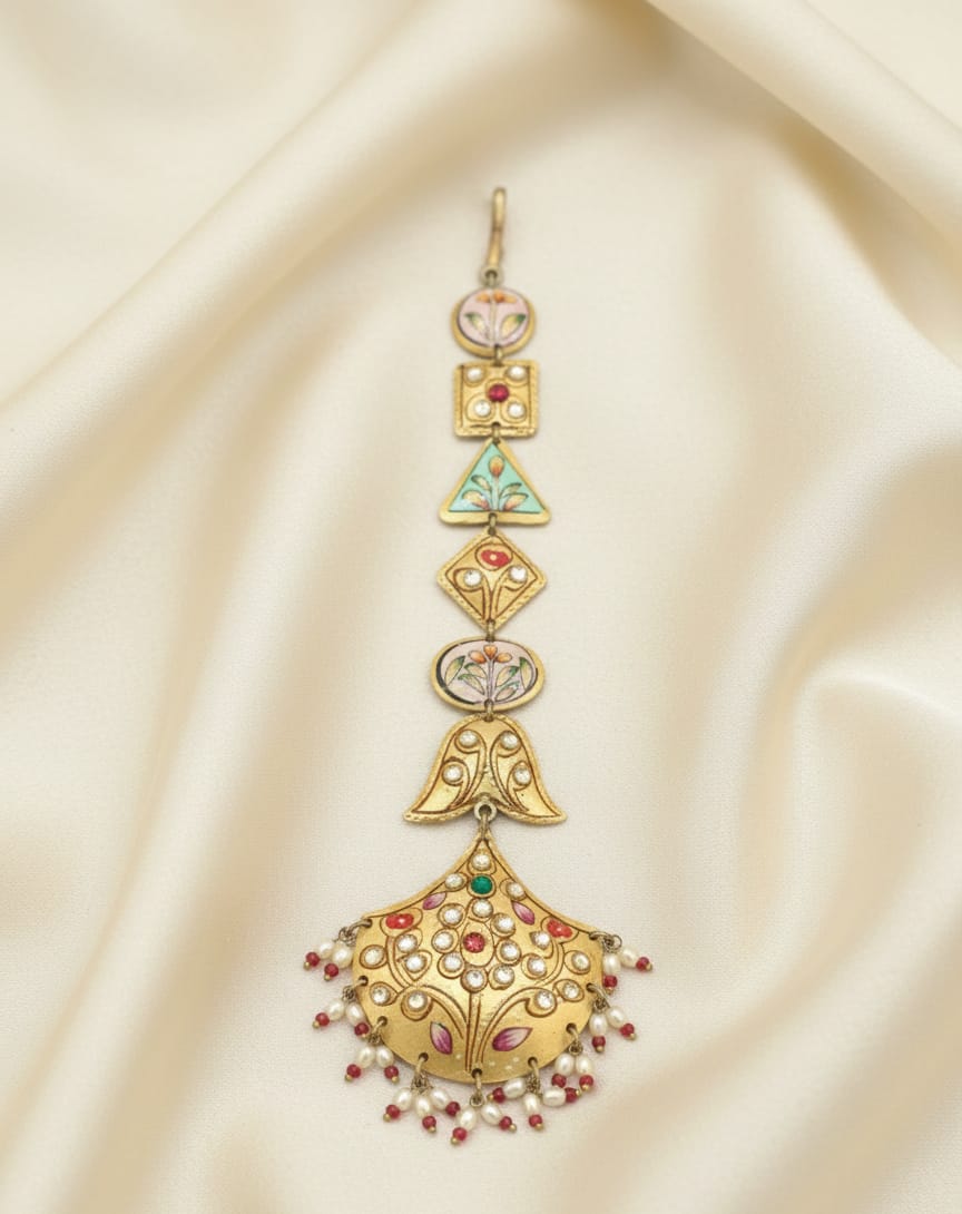 Tanjore Mang Tika