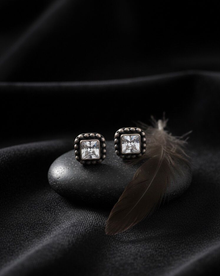 925 Oxidie Square Stud Earrings