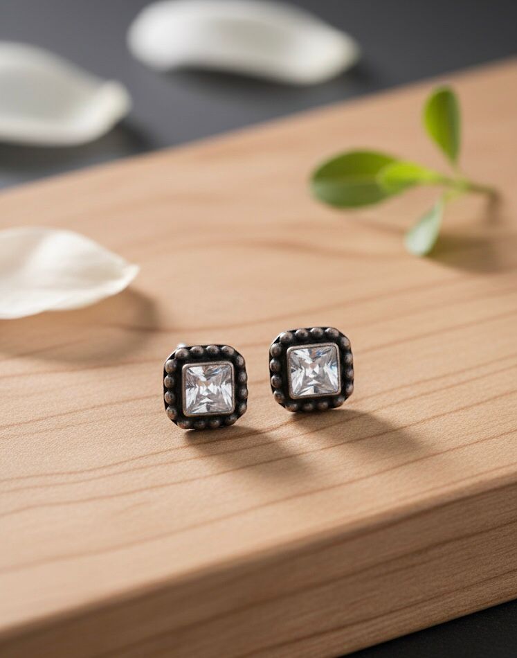 925 Oxidie Square Stud Earrings