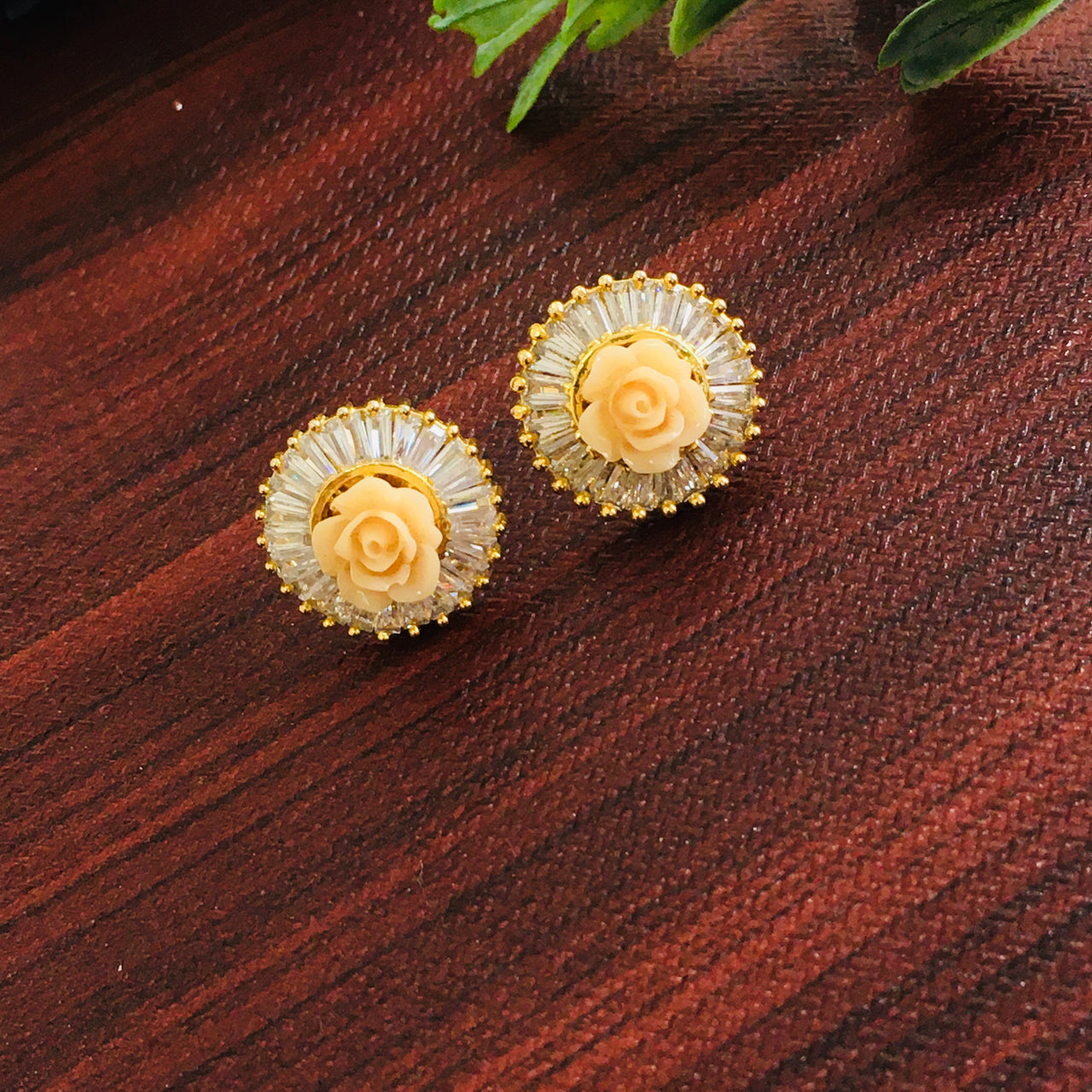 Resin Flower Stud Earrings Zayn Luxury Jewellery