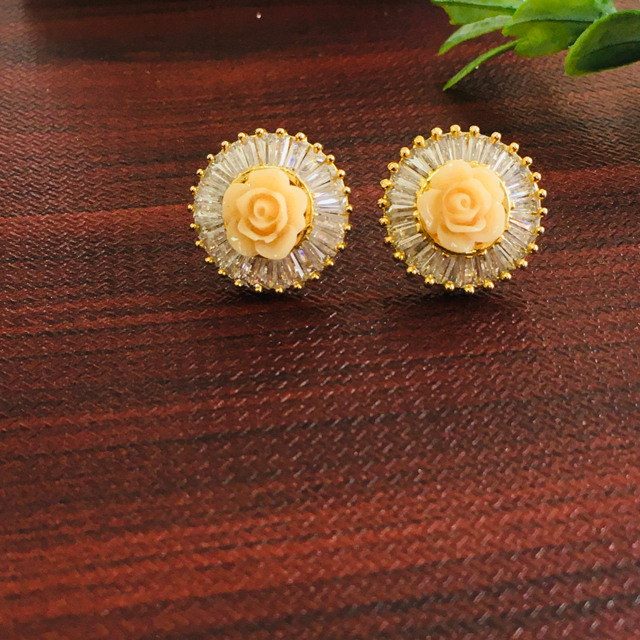 Resin Flower Stud Earrings Zayn Luxury Jewellery